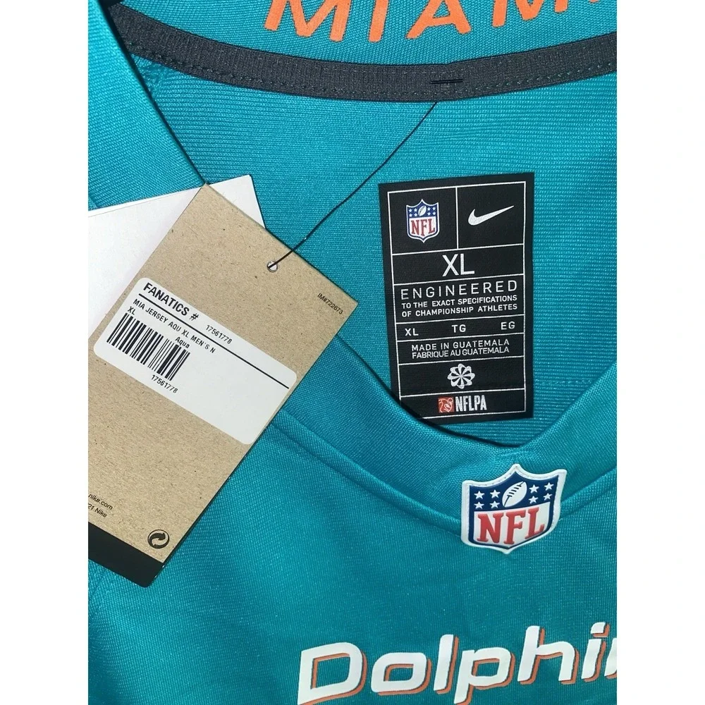NWT Nike Tyreek Hill Miami Dolphins Game Jersey Men's XL